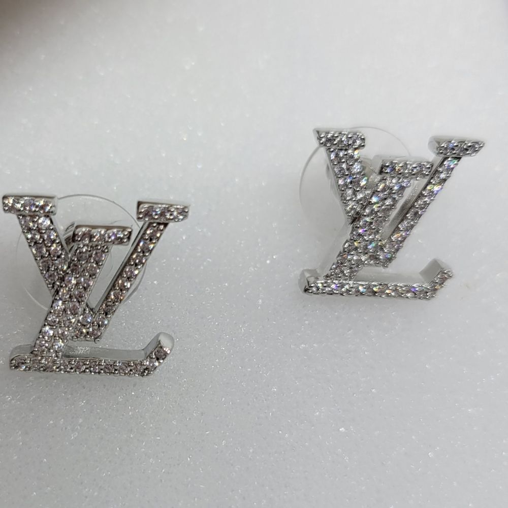 Statement Studs - Picture 2 of 6
